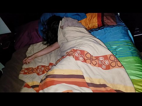 ❤️ Pasierb besztający swoją młodą macochę, gdy ta śpi. ❤️❌ Fucking video at us ❌️❤